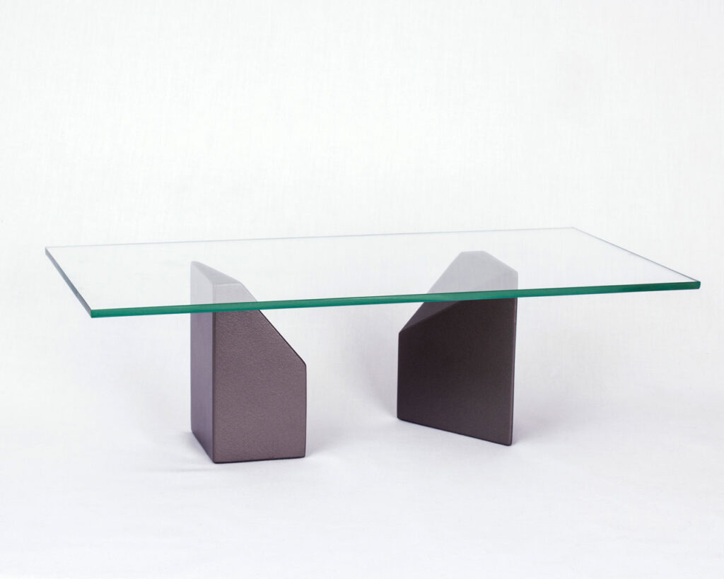 Carlos G Cornejo - DISEÑO DE MOBILIARIO