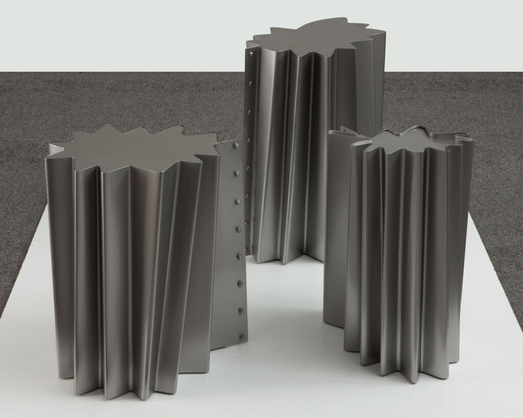 Carlos G Cornejo - DISEÑO DE MOBILIARIO